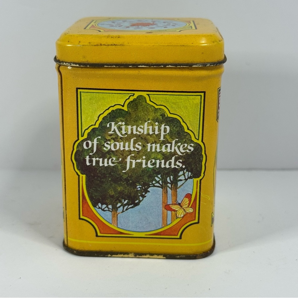 Vintage Unicorn Friends Yellow Candle Holder - Picture 8 of 9